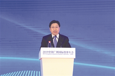 廣州市歷屆市委、市政府大膽嘗試、勇敢革新，將廣州打造成為中國與世界、開放與創新的“超級連接器”。——譚炯