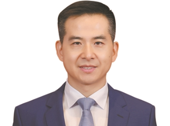 抓產業創新，要守牢實體經濟這個根基