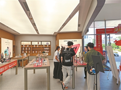 新國標遇上“煥新”潮 “五一”假期廣州家電市場人氣旺